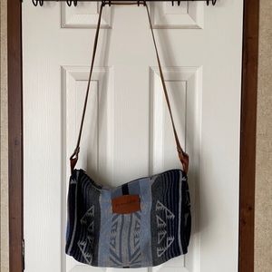 Beautiful blue Pendleton purse
